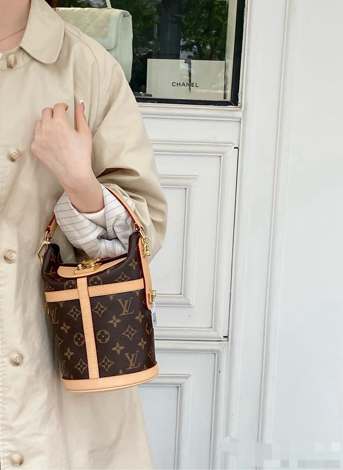 Louis Vuitton Monogram Runway Bucket Bag (Fries Bag) - Excellent Condition