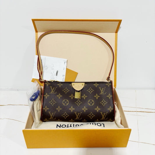 Louis Vuitton Pochette Tirette - Monogram Canvas (99% New / Full Set)