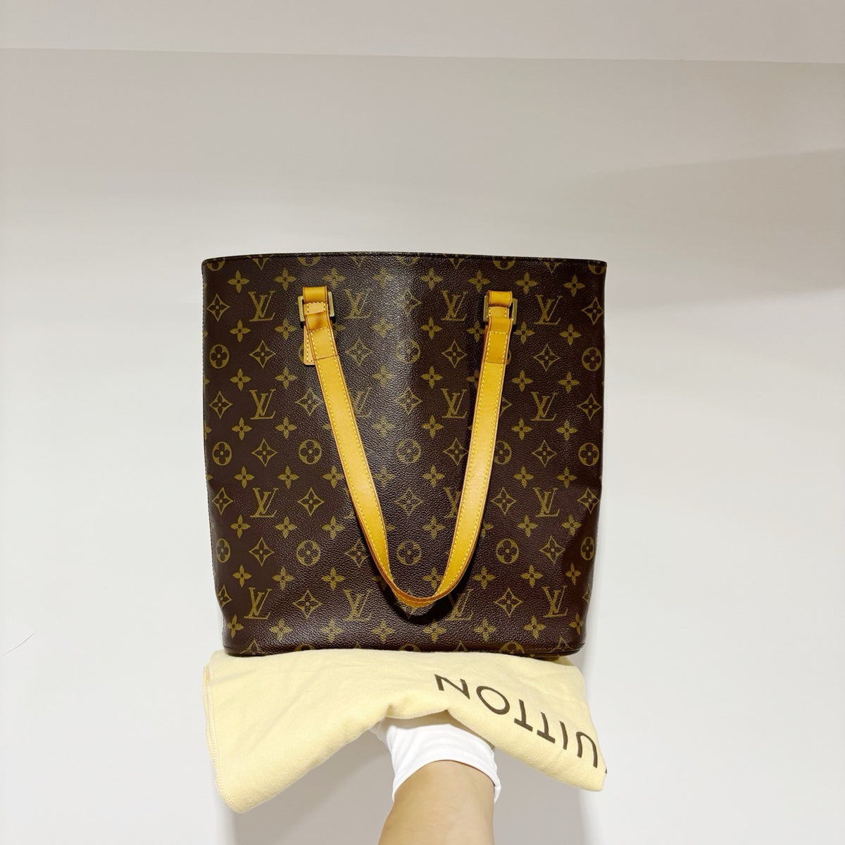 Louis Vuitton Vivian Large Tote Bag - Monogram Canvas