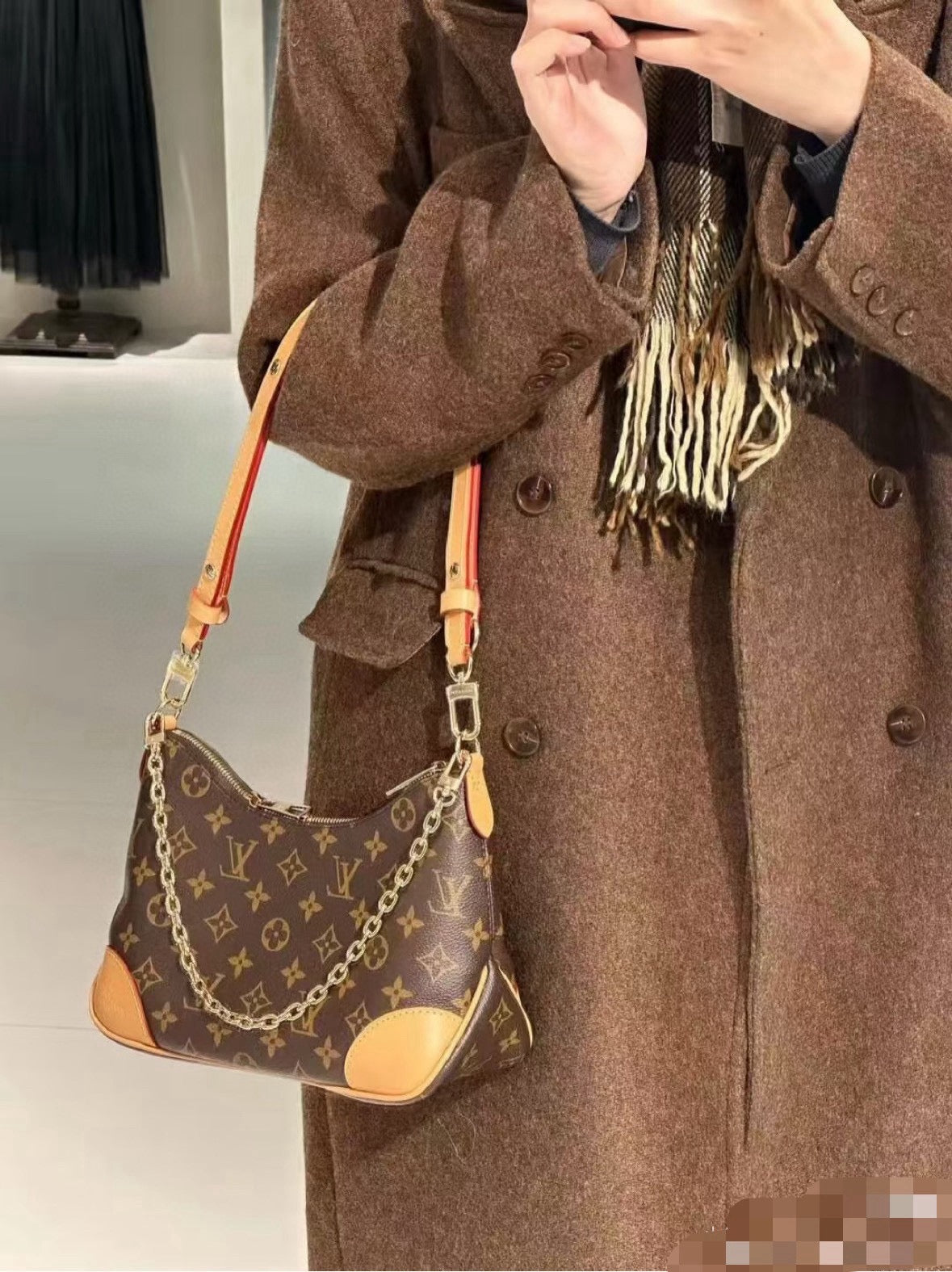 Louis Vuitton Boulogne Monogram - Yellow Leather Trim & Chain Strap (Microchip)