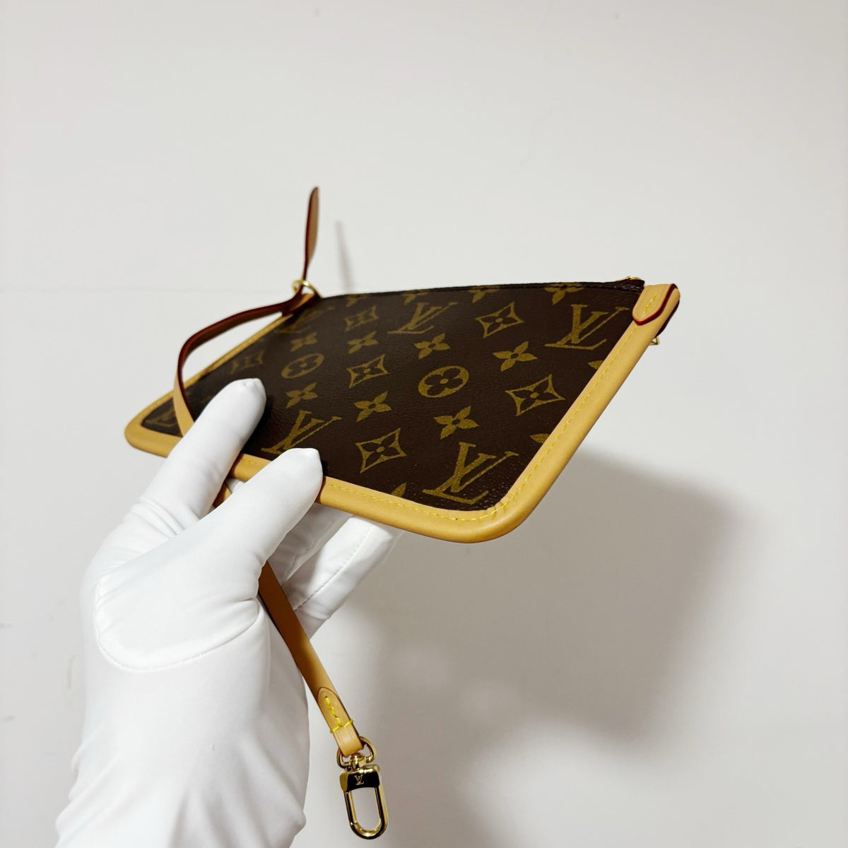Louis Vuitton Carryall Pouch / Clutch - Monogram Canvas (Unused / Detachable Pochette)