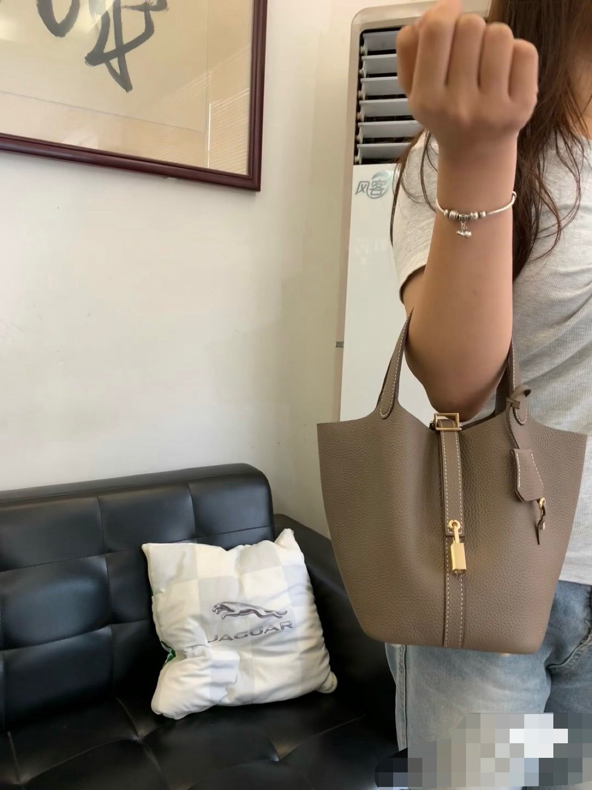 Hermès Picotin Lock 18 - Etoupe (Elephant Grey) Taurillon Clemence with Gold Hardware (U Stamp)